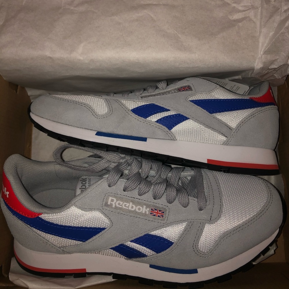 Unisex Reebok sneakers